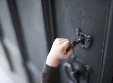 Locksmith Master Shop Denver, CO 303-729-1880 - 7-Door-Unlock